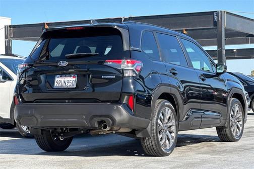 2025 Subaru Forester Touring