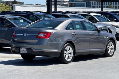 2011 Ford Taurus SEL