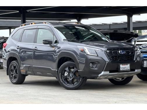 Magnetite Gray Metallic 2022 Subaru Forester Wilderness