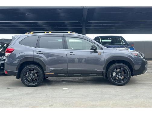 Magnetite Gray Metallic 2022 Subaru Forester Wilderness