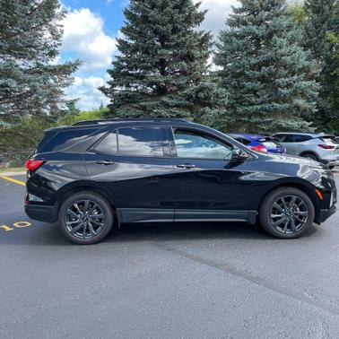 2022 Chevrolet Equinox FWD RS