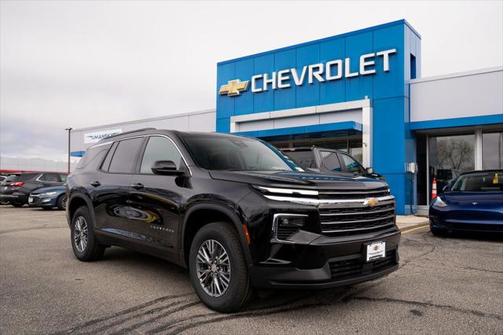 2025 Chevrolet Traverse LT