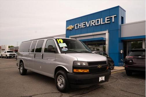 2019 Chevrolet Express 3500 LS