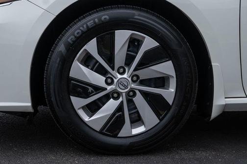 2024 Nissan Altima S FWD