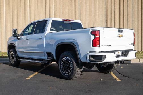 2026 Chevrolet Silverado 3500 High Country
