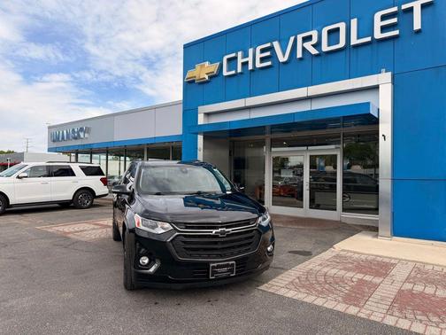 Mosaic Black Metallic 2019 Chevrolet Traverse Premier
