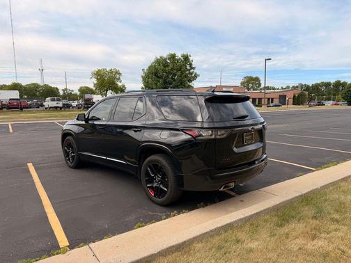 Mosaic Black Metallic 2019 Chevrolet Traverse Premier