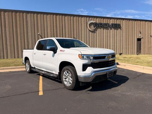 Summit White 2024 Chevrolet Silverado 1500 LT