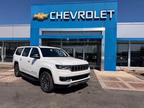 Bright White Clearcoat 2024 Jeep Wagoneer L Series II 4x4