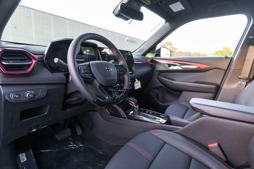 Mosaic Black Metallic 2026 Chevrolet Trailblazer RS