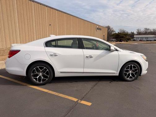 2016 Buick LaCrosse Sport Touring
