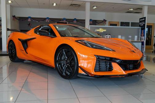 Amplify Orange Tintcoat 2024 Chevrolet Corvette Z06