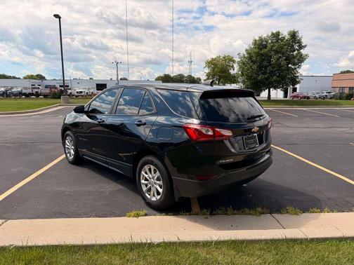 Mosaic Black Metallic 2020 Chevrolet Equinox LS