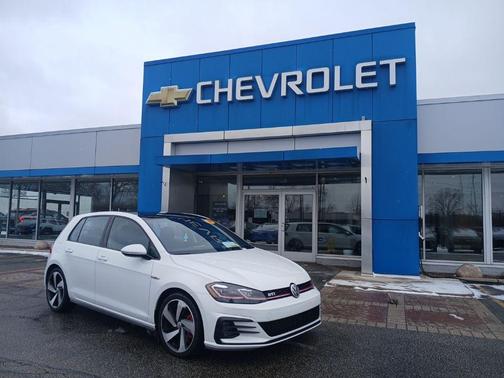 2018 Volkswagen Golf GTI 2.0T S 4-Door