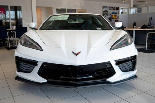 Arctic White 2026 Chevrolet Corvette Stingray w/3LT