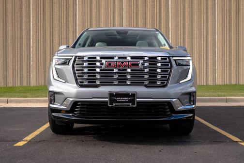 2024 GMC Acadia Denali