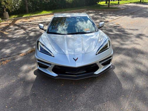 Blade Silver Metallic 2026 Chevrolet Corvette Stingray w/3LT