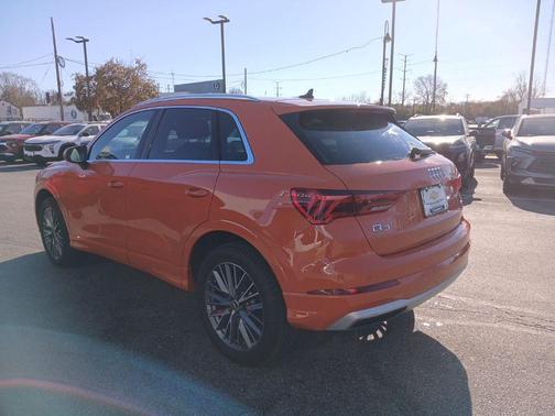 2022 Audi Q3 40 Premium Plus