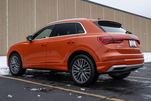 2022 Audi Q3 40 Premium Plus