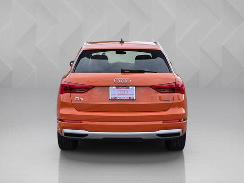 2022 Audi Q3 40 Premium Plus