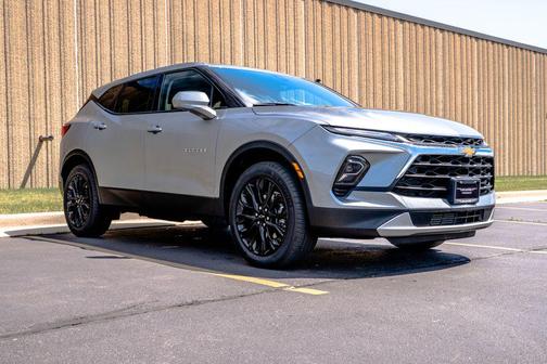 Sterling Gray Metallic 2025 Chevrolet Blazer 2LT