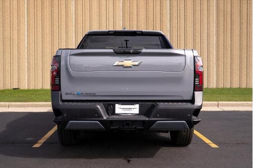 2025 Chevrolet Silverado EV LT