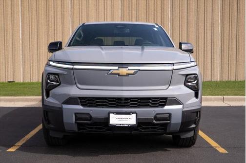 2025 Chevrolet Silverado EV LT