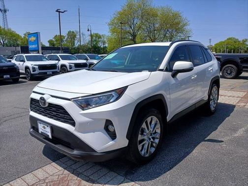 2020 Toyota RAV4 XLE Premium