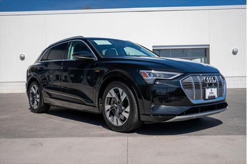 2021 Audi e-tron Premium