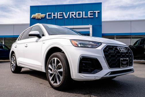 2024 Audi Q5 45 S line Premium Plus
