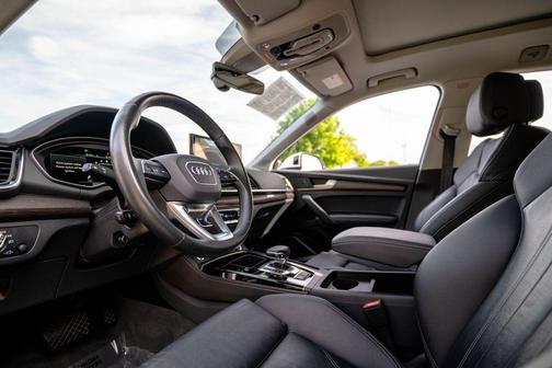 2024 Audi Q5 45 S line Premium Plus