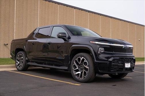 2025 Chevrolet Silverado EV RST