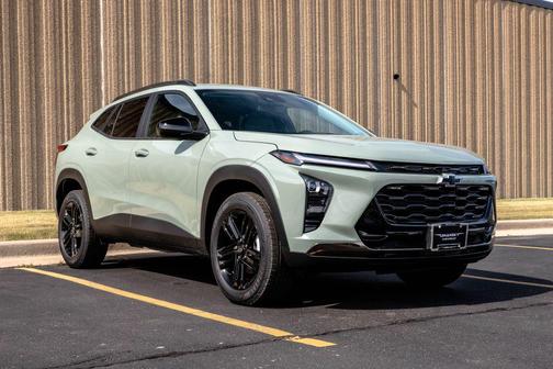 Cacti Green 2026 Chevrolet Trax FWD ACTIV
