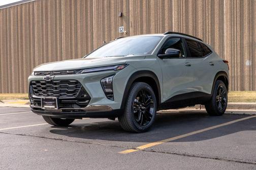 Cacti Green 2026 Chevrolet Trax FWD ACTIV