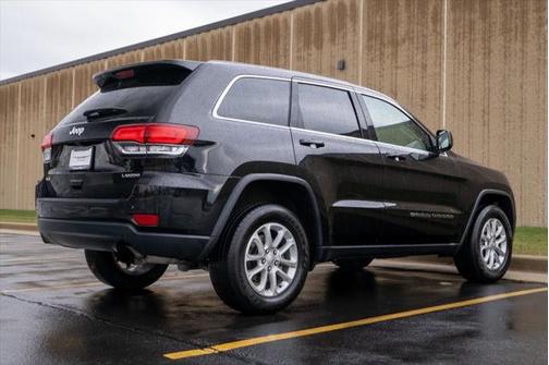 2022 Jeep Grand Cherokee Laredo