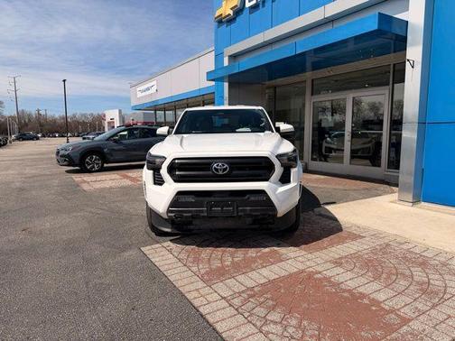 2025 Toyota Tacoma SR5