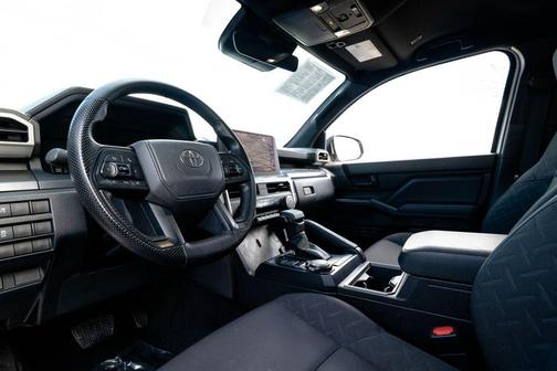 Ice Cap 2025 Toyota Tacoma SR5