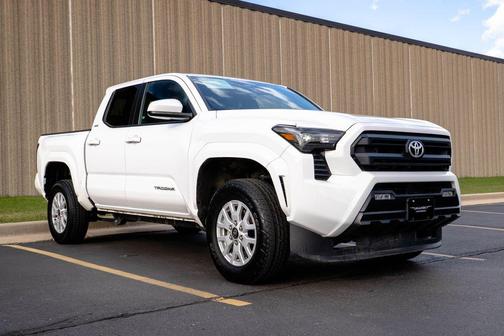 Ice Cap 2025 Toyota Tacoma SR5