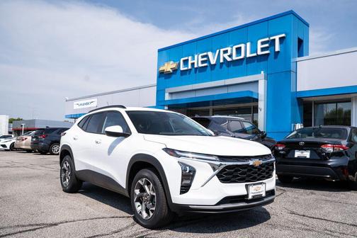 2025 Chevrolet Trax LT