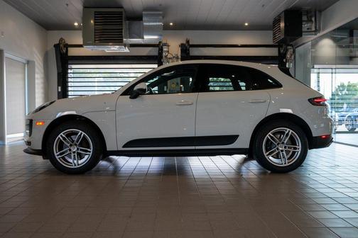 2019 Porsche Macan Base