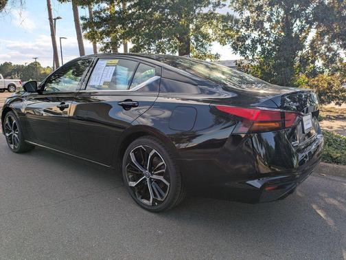 2023 Nissan Altima SR FWD