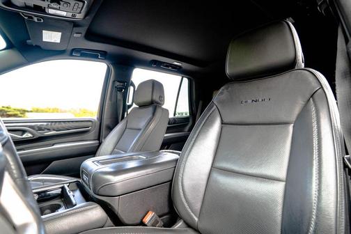 Midnight Blue Metallic 2023 GMC Yukon Denali