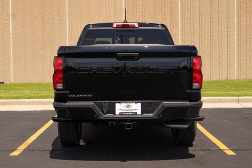2025 Chevrolet Colorado LT