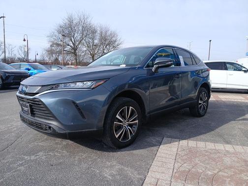 2022 Toyota Venza LE