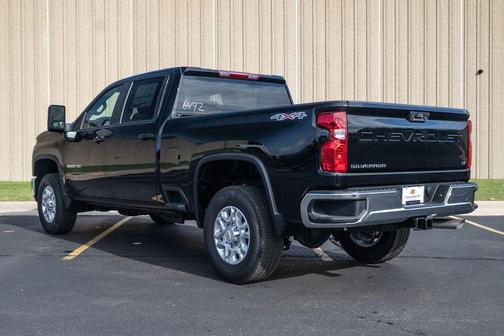 2026 Chevrolet Silverado 3500 LT