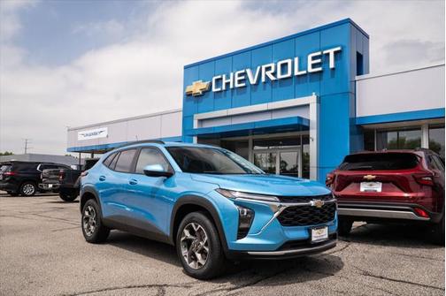 2025 Chevrolet Trax LT