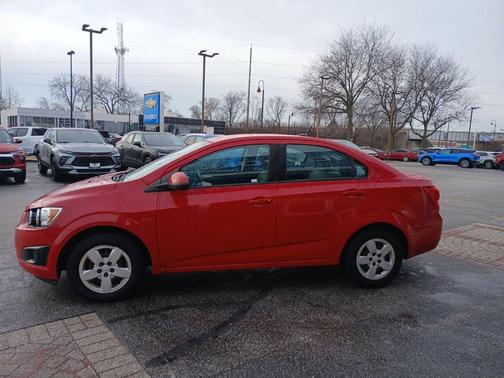 2013 Chevrolet Sonic LS