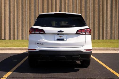 2023 Chevrolet Equinox LS
