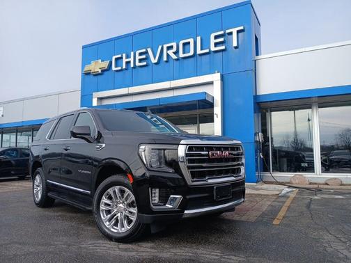 2023 GMC Yukon SLT