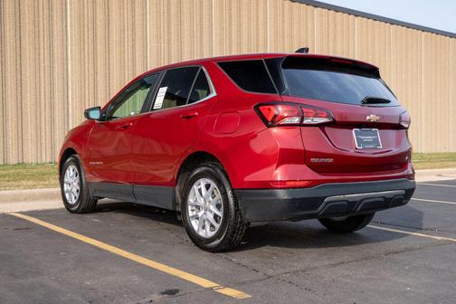 Radiant Red Tintcoat 2023 Chevrolet Equinox 1LT